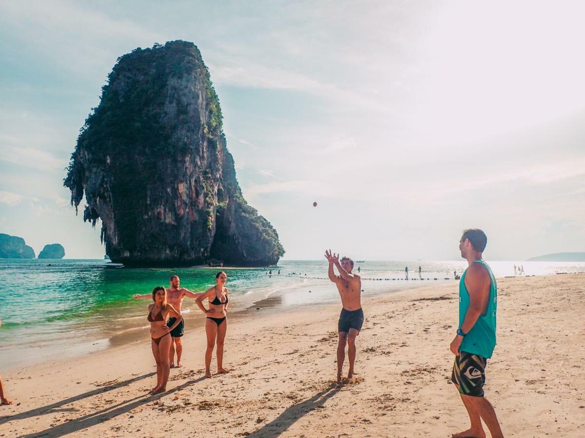 Slumber Party Hostel Krabi Beach Ao Nang Exterior photo